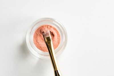 Blurred blush is de zomerse make-uptrend die je wil proberen